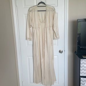 Ivory nightgown with matching robe